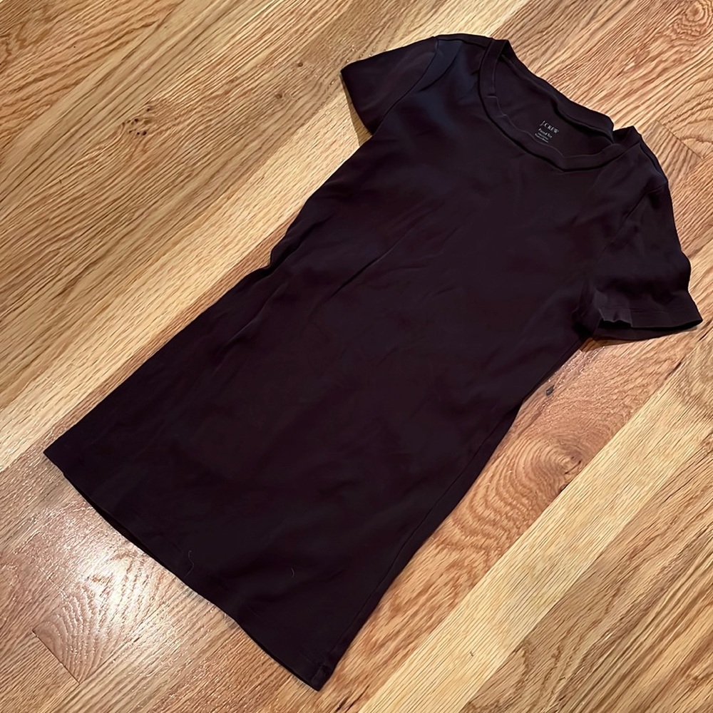 JCrew fitted tee XS
